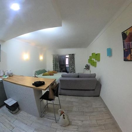 Apartamento T0 Albufeira Perto Do Centro エクステリア 写真