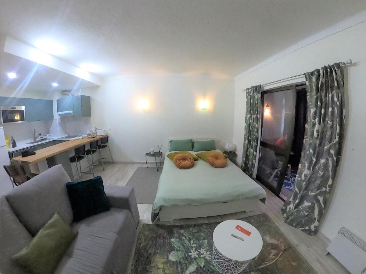 Apartamento T0 Albufeira Perto Do Centro エクステリア 写真