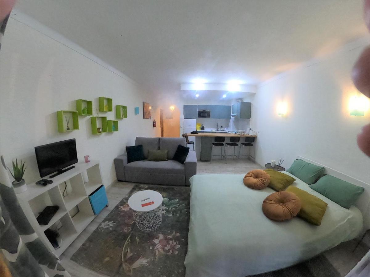 Apartamento T0 Albufeira Perto Do Centro エクステリア 写真